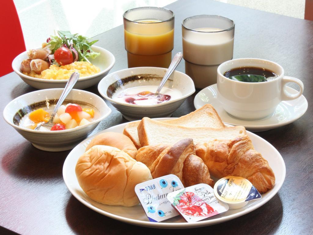 Apa Hotel Toyama Ekimae Minami Экстерьер фото