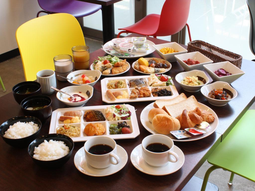 Apa Hotel Toyama Ekimae Minami Экстерьер фото